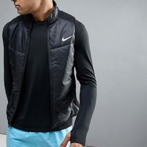 nike aerolayer running vest